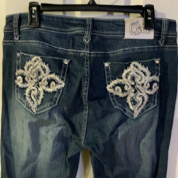 Celio Jeans - Rear Pocket Design - Picture 4 of 5